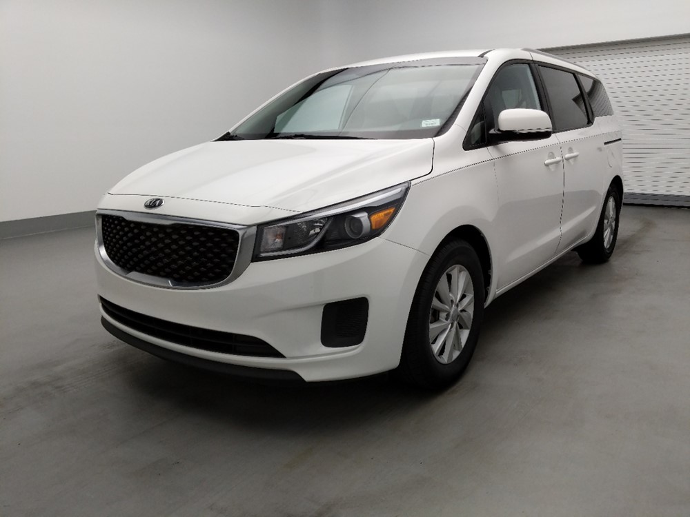 Used 2016 Kia Sedona Driver Front Bumper