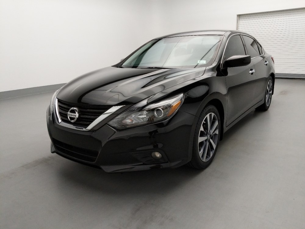 Used 2017 Nissan Altima Driver Front Bumper