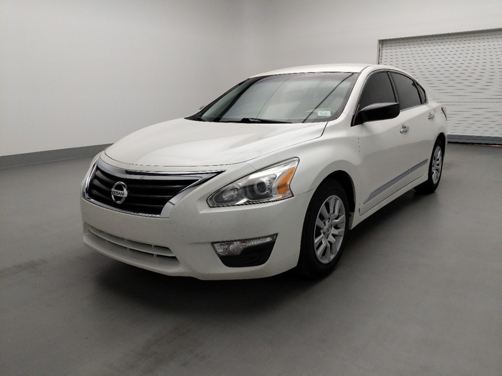 Used 2015 Nissan Altima Driver Front Bumper