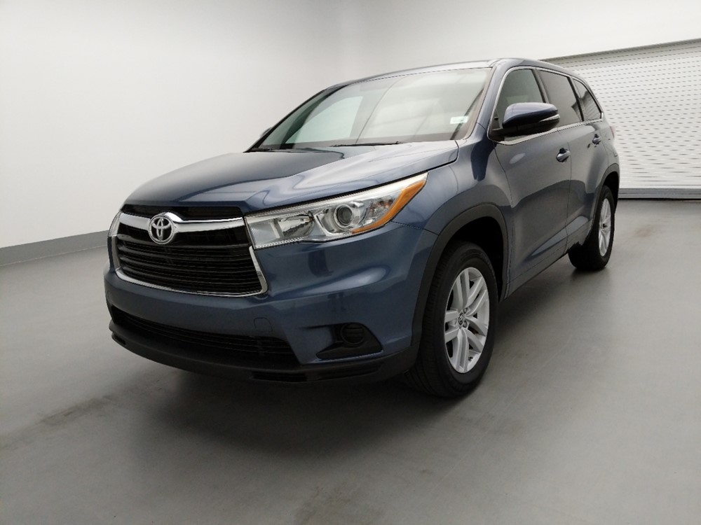 Used 2016 Toyota Highlander Driver Front Bumper