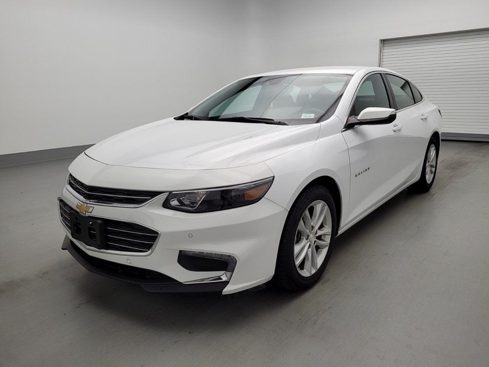 Used 2017 Chevrolet Malibu Driver Front Bumper