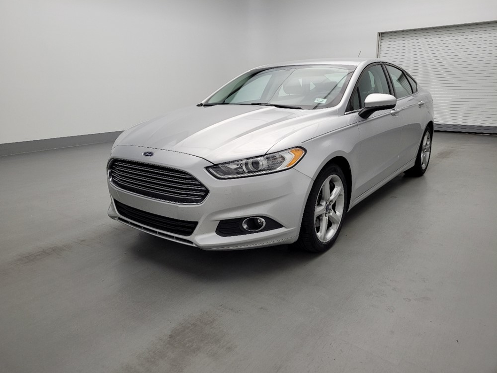 Used 2016 Ford Fusion Driver Front Bumper