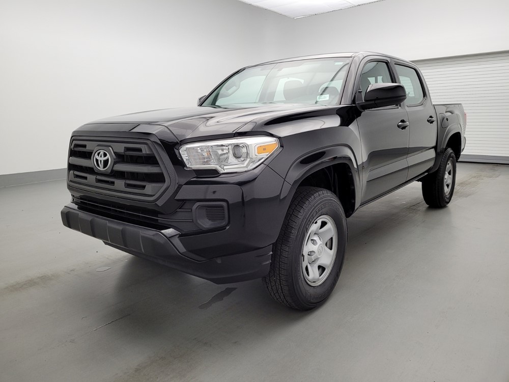 Used 2017 Toyota Tacoma Driver Front Bumper