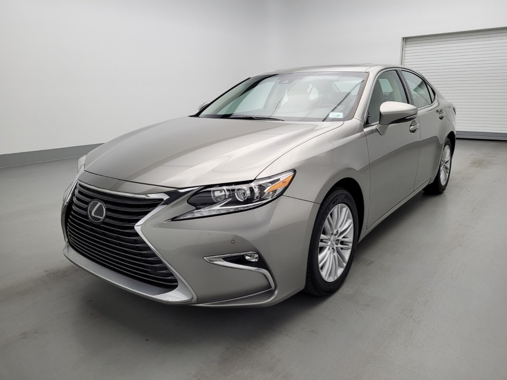 Used 2017 Lexus ES 350 Driver Front Bumper