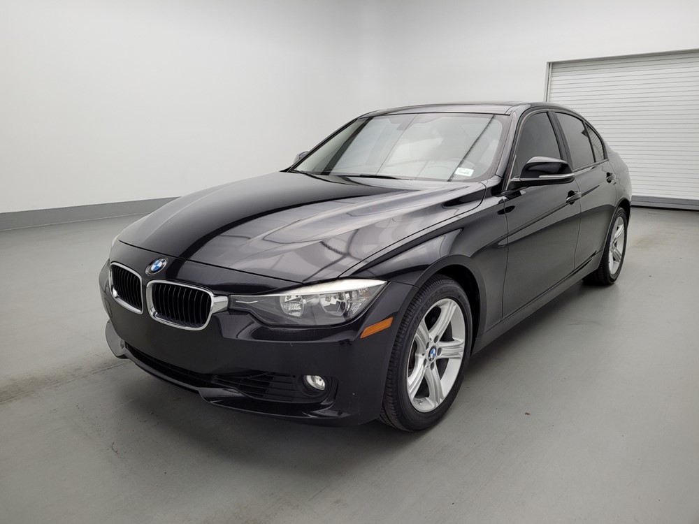 Used 2013 BMW 328i Driver Front Bumper