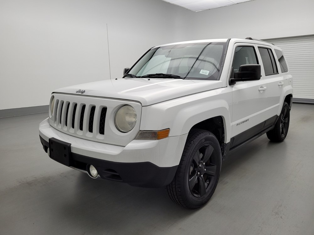 Used 2012 Jeep Patriot Driver Front Bumper