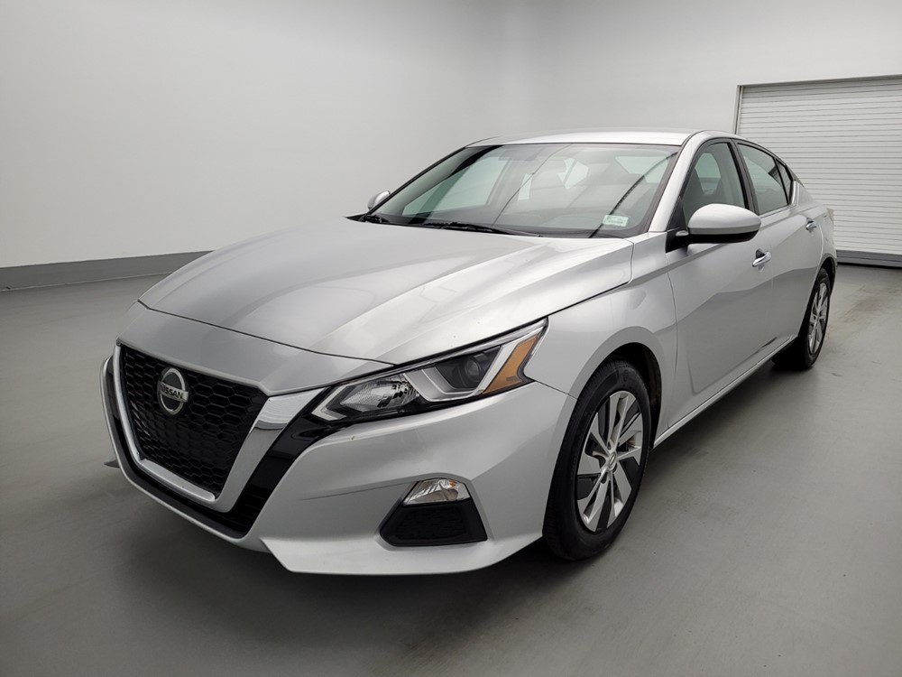 Used 2019 Nissan Altima Driver Front Bumper