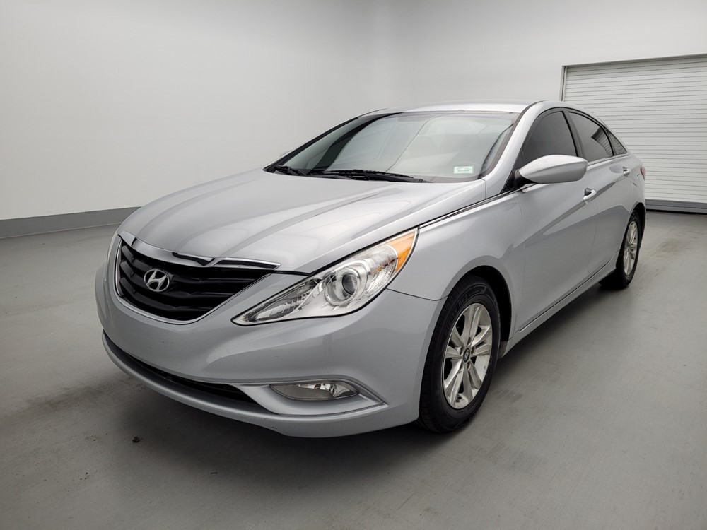 Used 2013 Hyundai Sonata Driver Front Bumper
