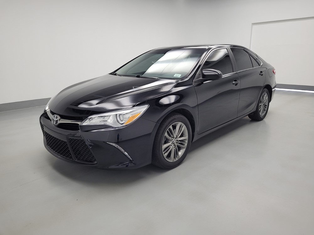 Used 2016 Toyota Camry Driver Front Bumper