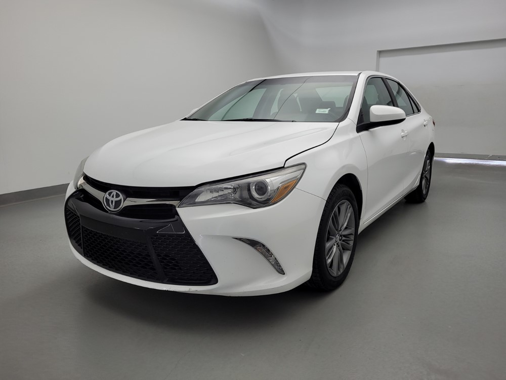 Used 2017 Toyota Camry Driver Front Bumper
