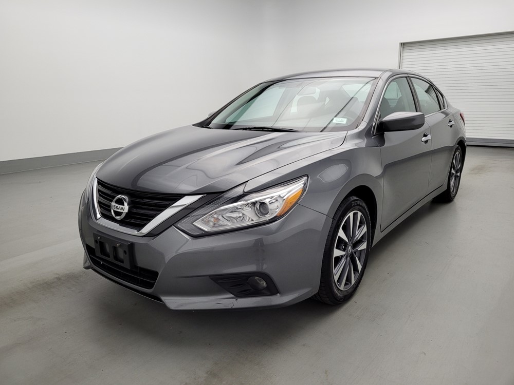 Used 2017 Nissan Altima Driver Front Bumper