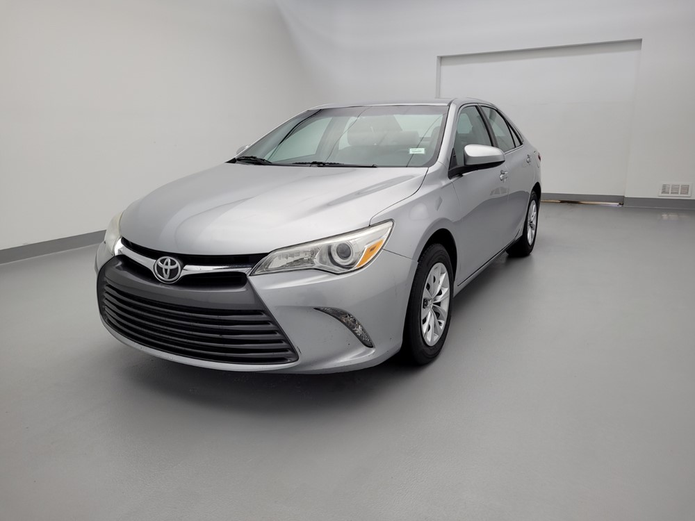 Used 2017 Toyota Camry Driver Front Bumper