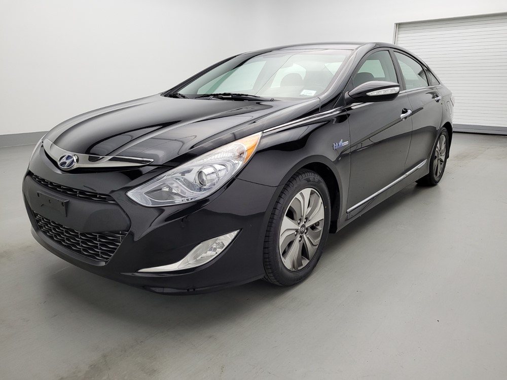 Used 2013 Hyundai Sonata Driver Front Bumper