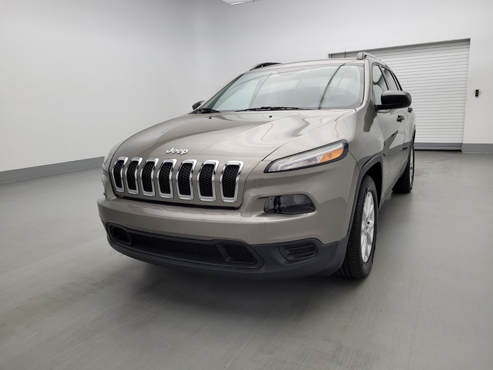 Used 2016 Jeep Cherokee Driver Front Bumper