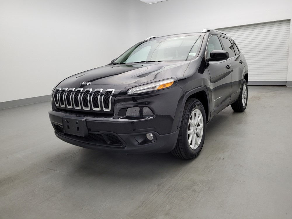 Used 2016 Jeep Cherokee Driver Front Bumper