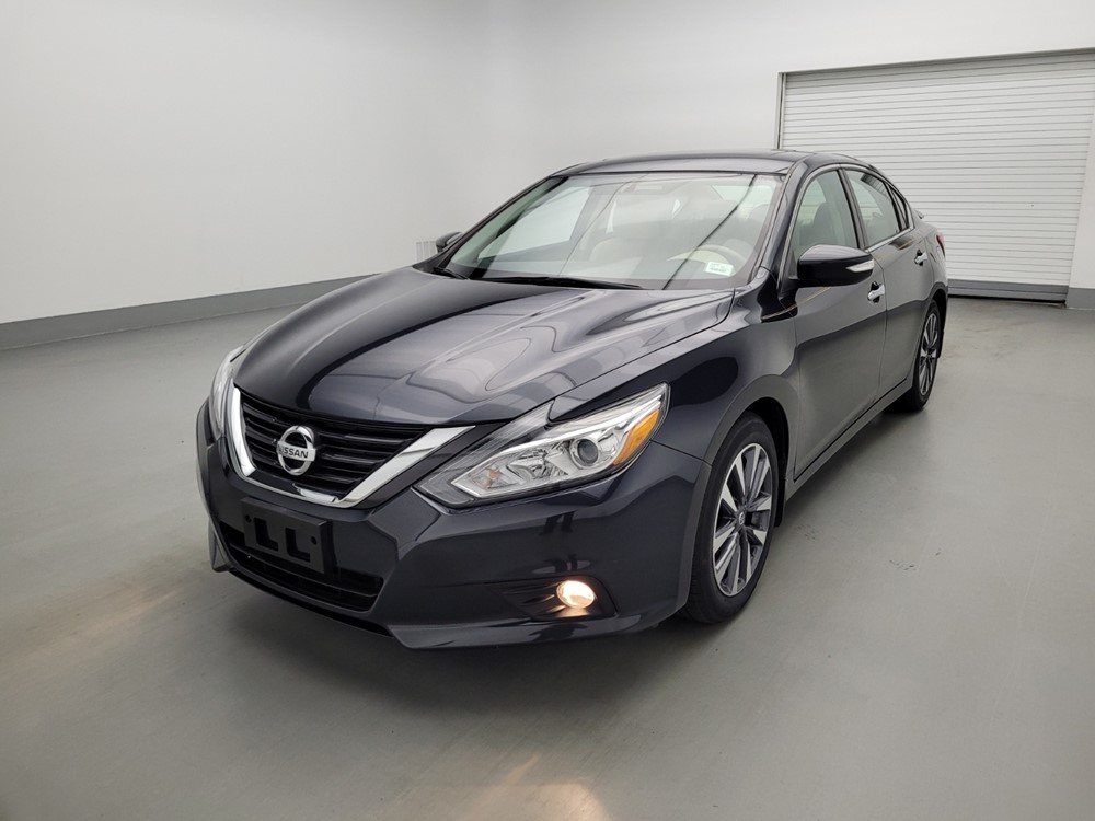 Used 2017 Nissan Altima Driver Front Bumper