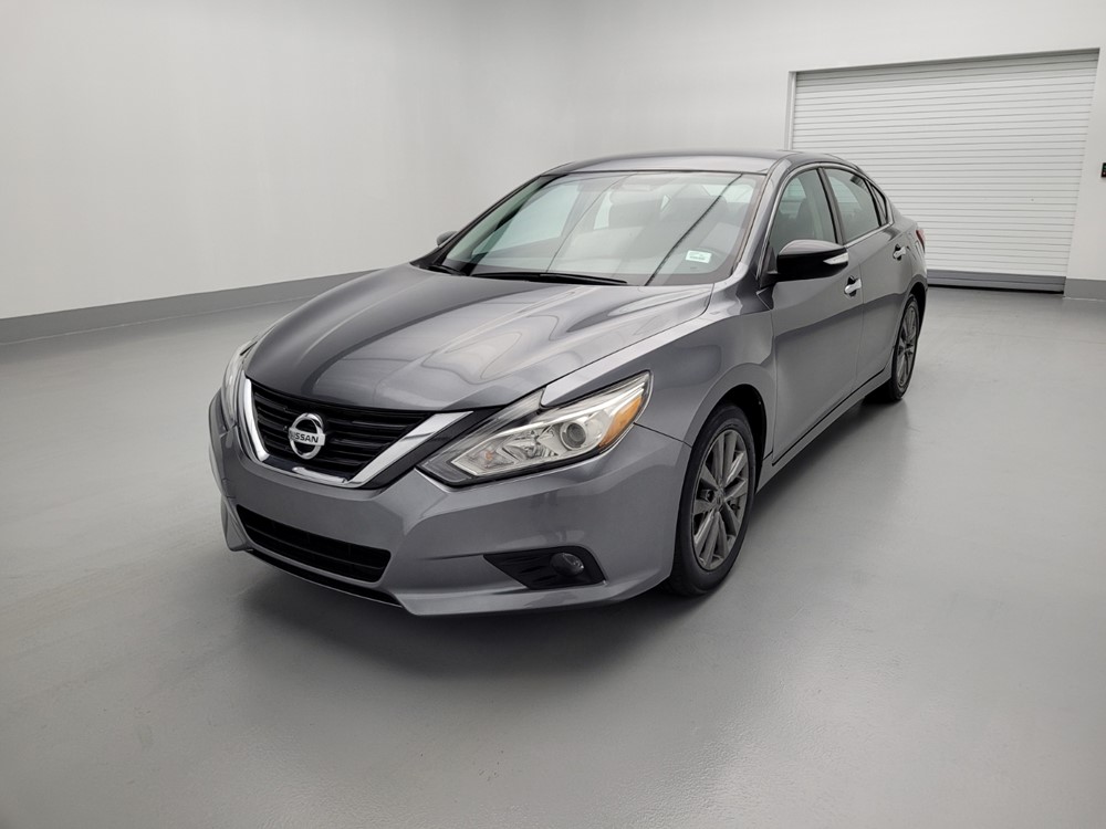 Used 2017 Nissan Altima Driver Front Bumper