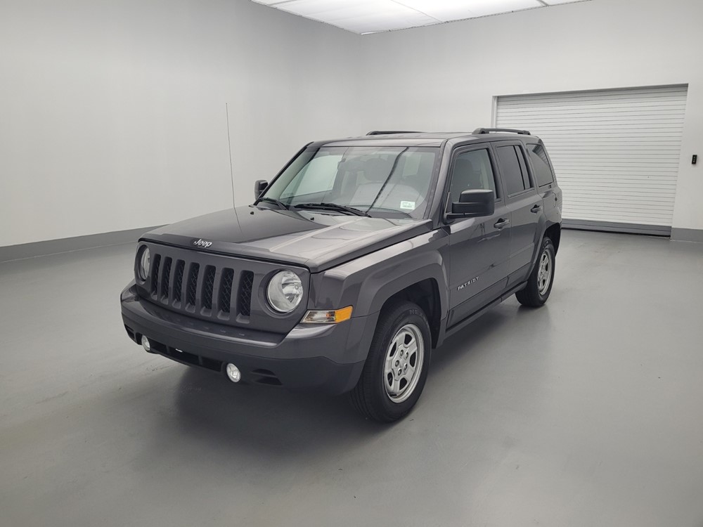 Used 2016 Jeep Patriot Driver Front Bumper