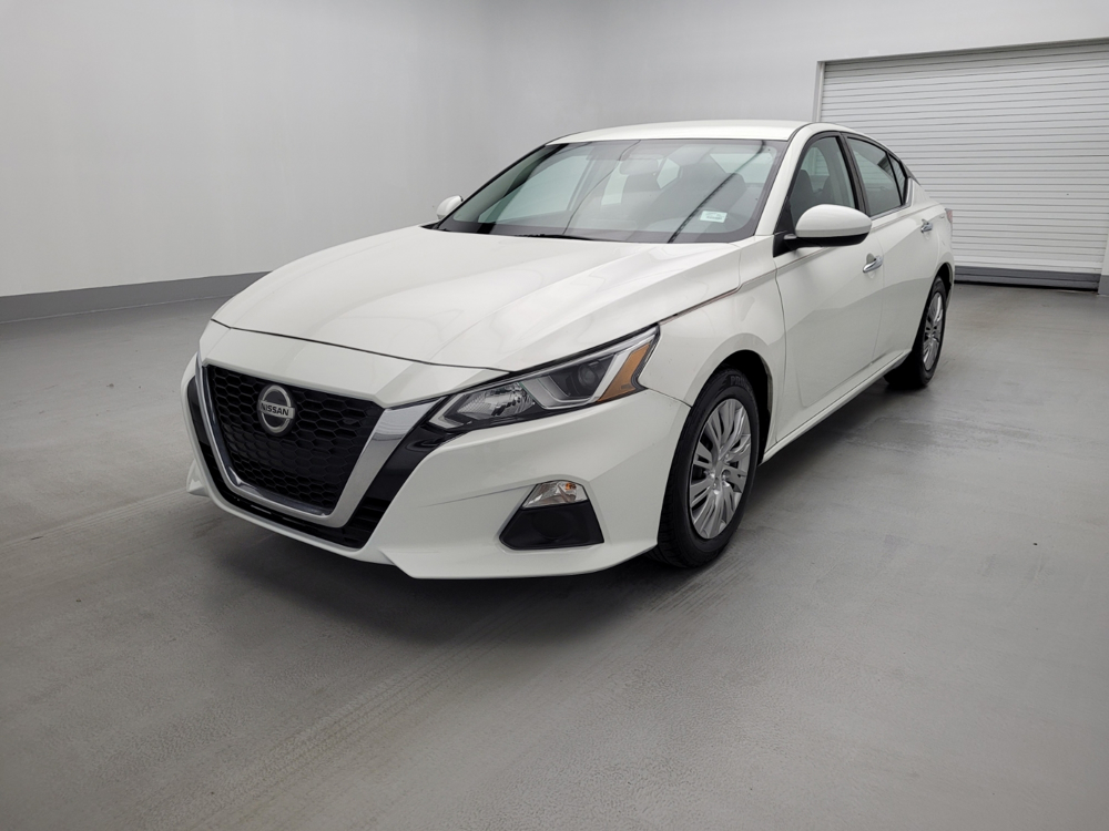 Used 2019 Nissan Altima Driver Front Bumper