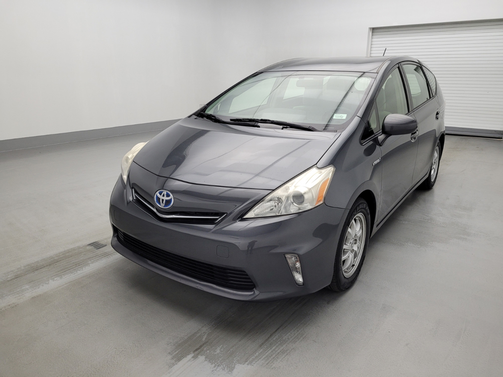 Used 2014 Toyota Prius Driver Front Bumper