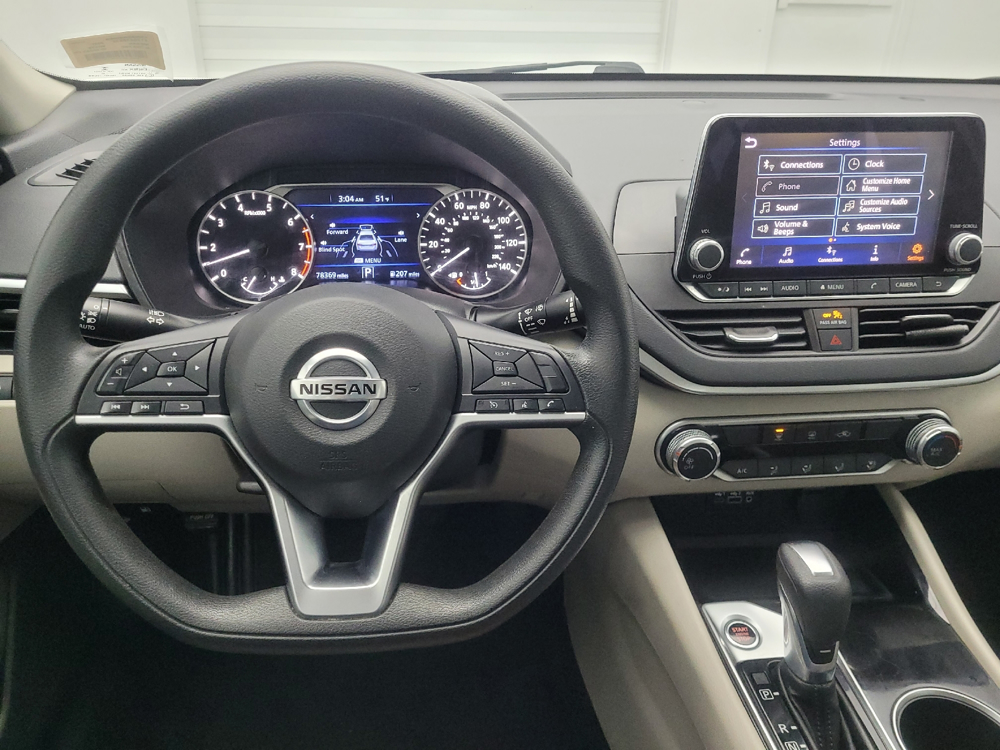 2021 Nissan Altima SV photo 17