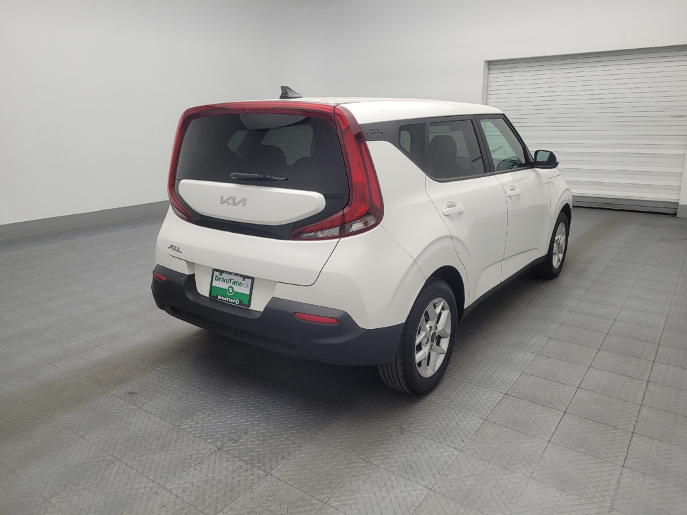 Image 7 of 2022 Kia Soul LX