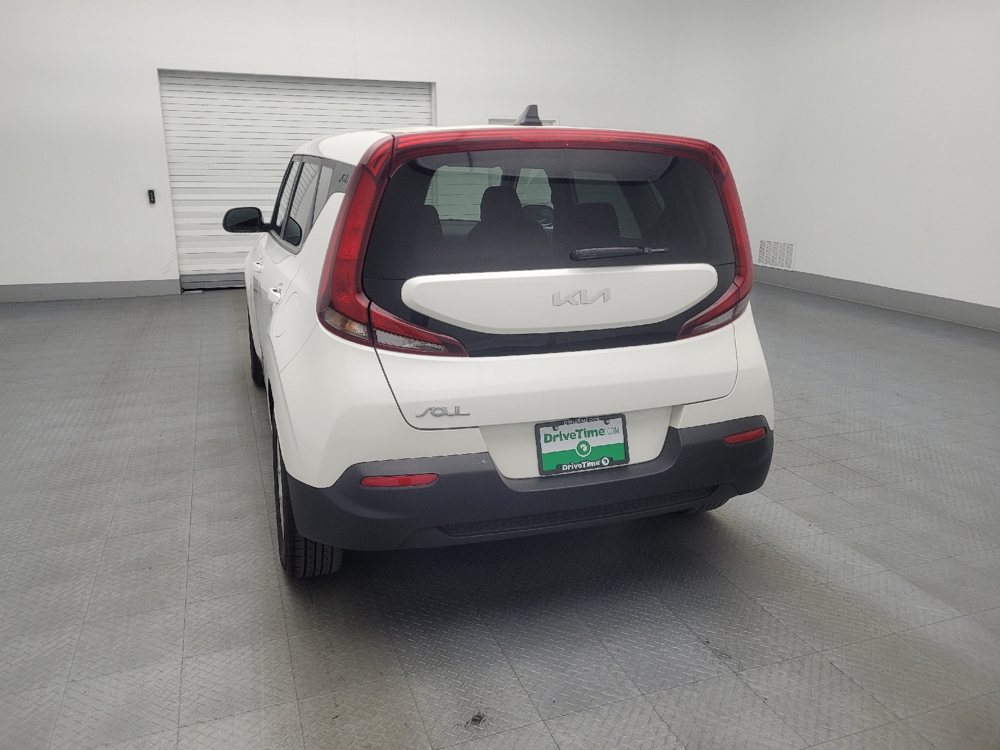 Image 5 of 2022 Kia Soul LX