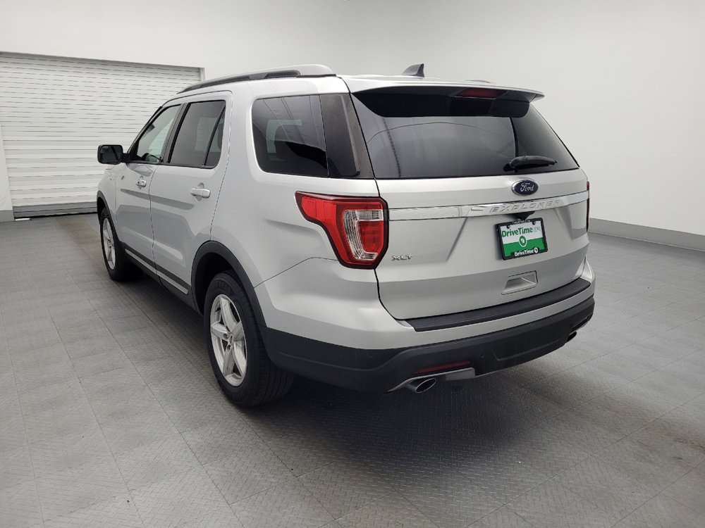 Image 4 of 2018 Ford Explorer XLT