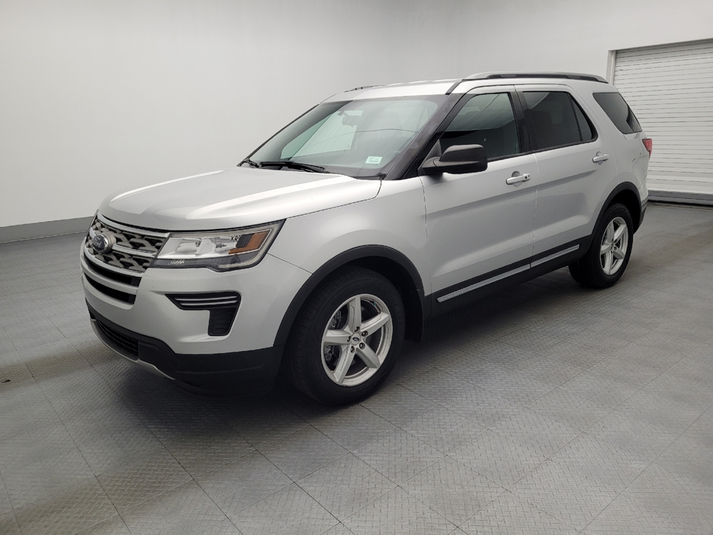 Image 2 of 2018 Ford Explorer XLT