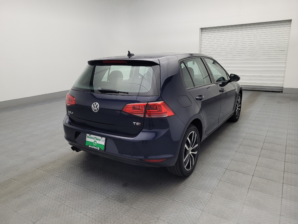 Image of 2017 Volkswagen Golf TSI SE