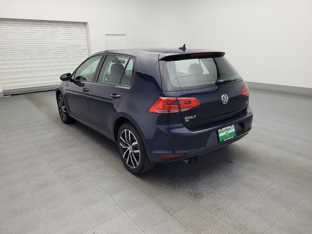 Image of 2017 Volkswagen Golf TSI SE