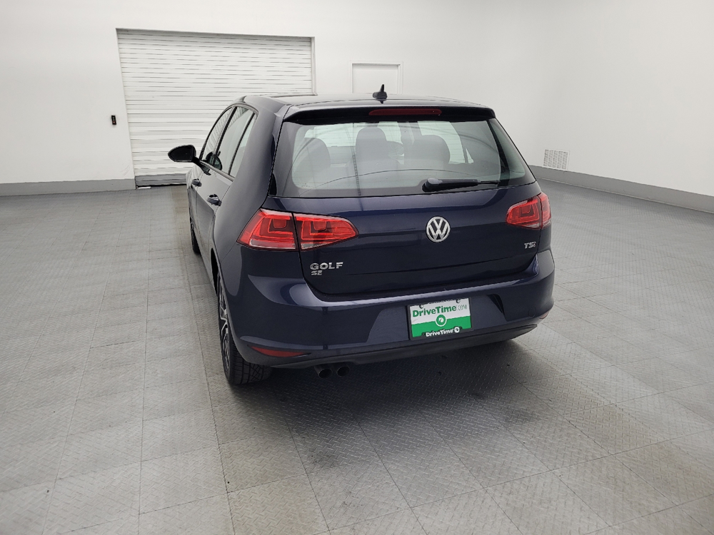 Image of 2017 Volkswagen Golf TSI SE