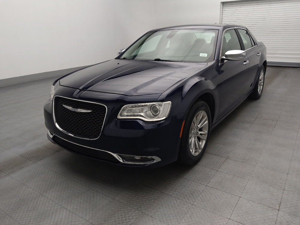 2016 Chrysler 300 C's photo
