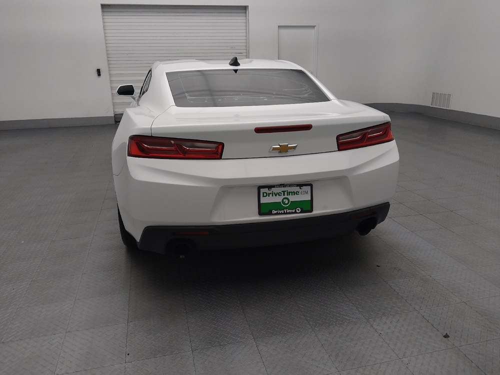 Image 5 of 2018 Chevrolet Camaro LT