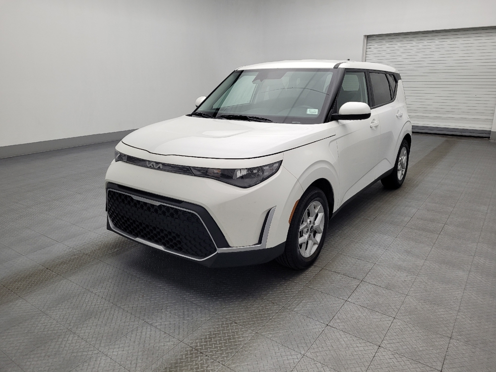 2024 Kia Soul LX's photo
