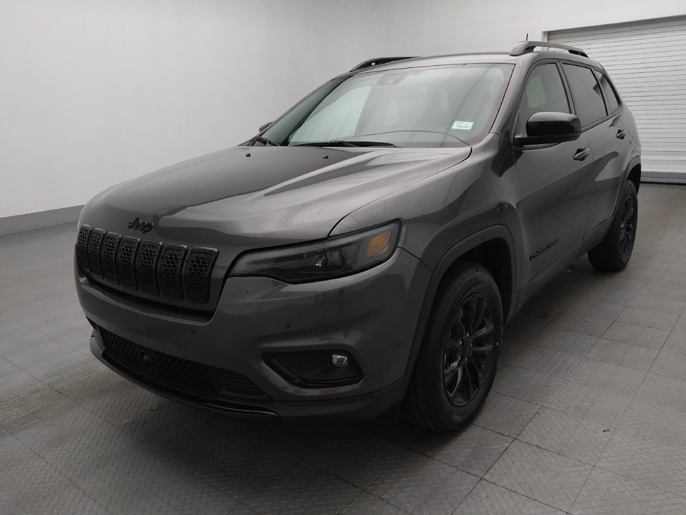 2023 Jeep Cherokee Altitude Lux's photo