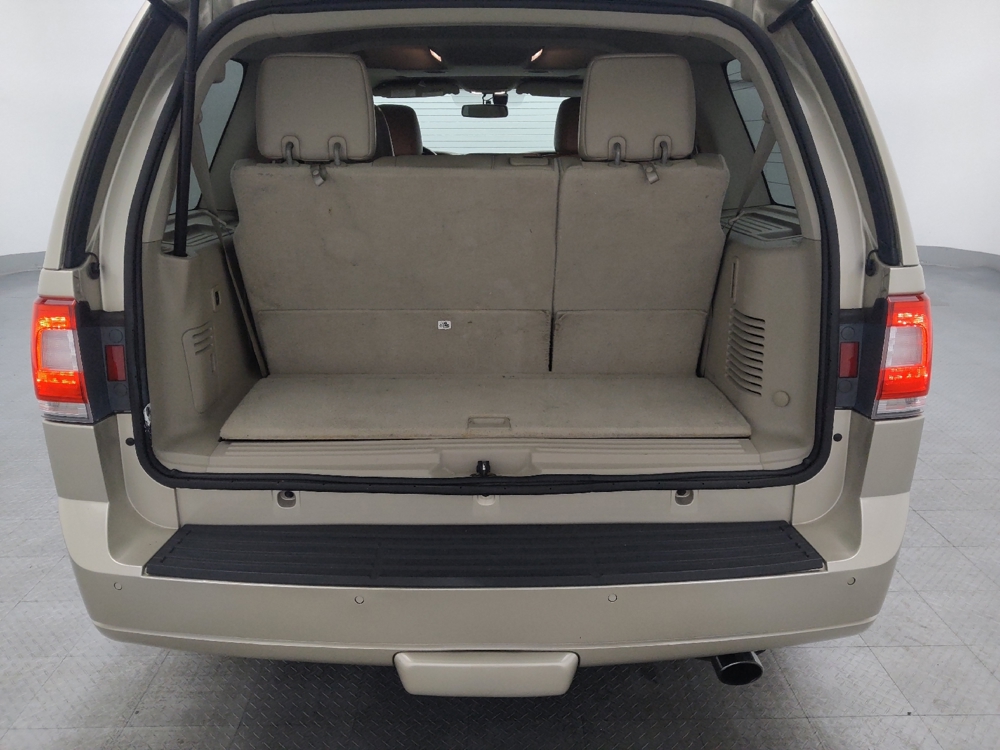 2017 Lincoln Navigator Select - Photo 22