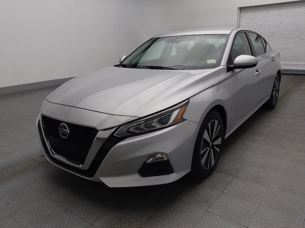 2022 Nissan Altima SV