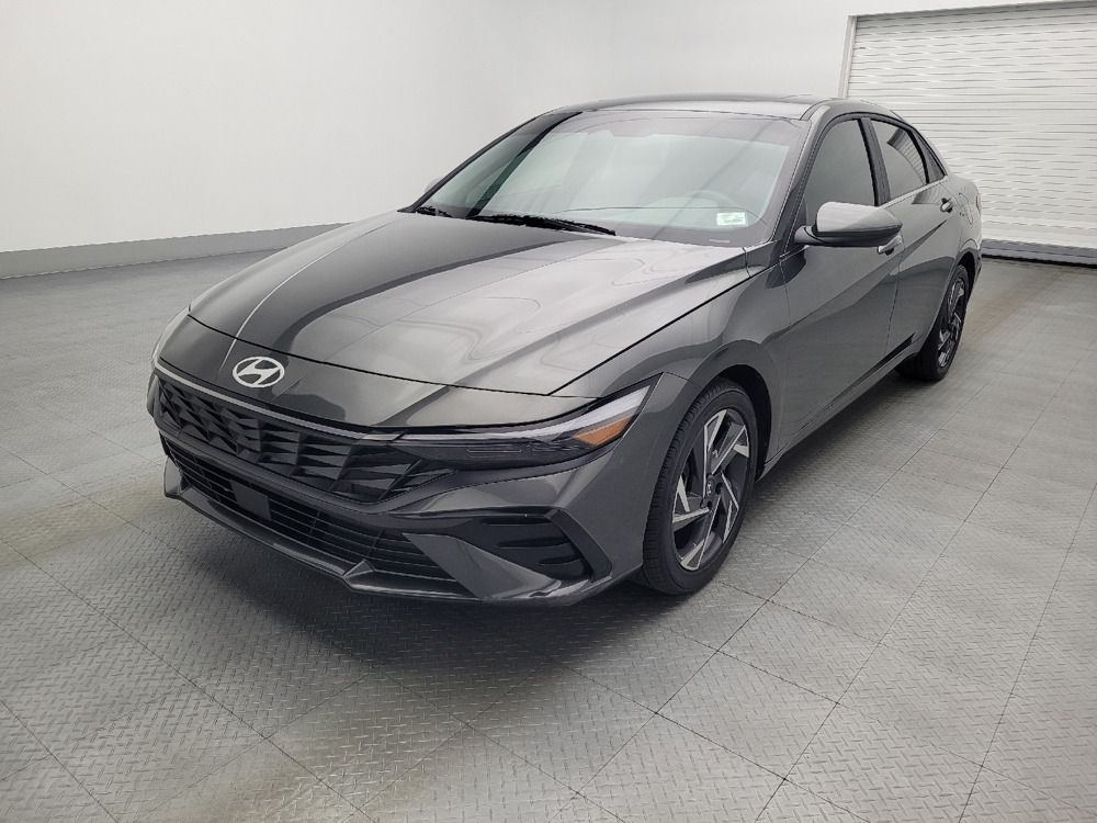 2024 Hyundai Elantra SEL's photo