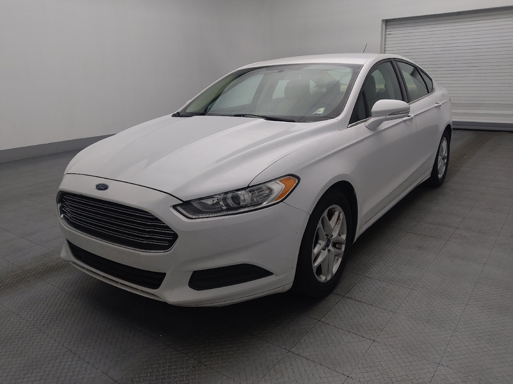 2016 Ford Fusion SE's photo