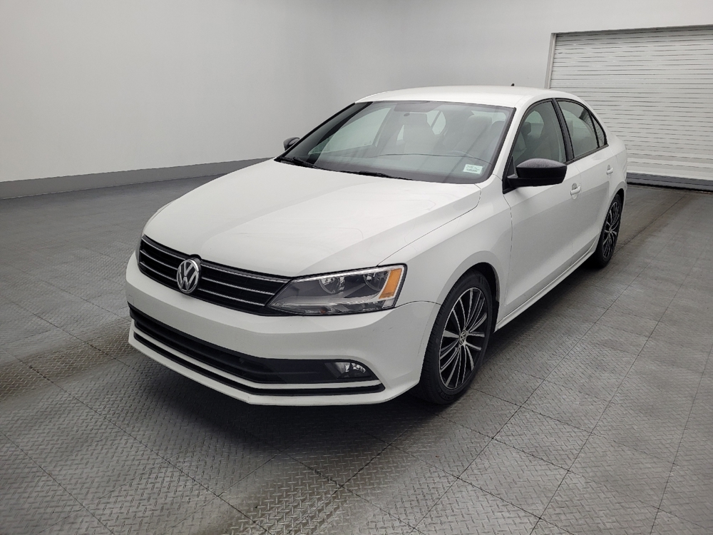 2016 Volkswagen Jetta Sport's photo