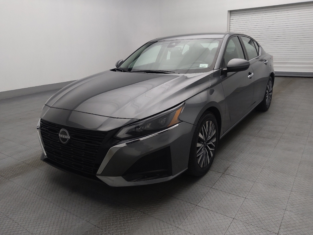 2023 Nissan Altima SV's photo