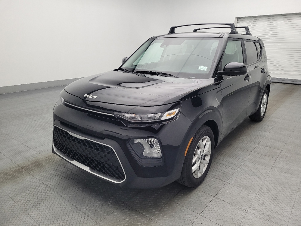 2022 Kia Soul LX's photo