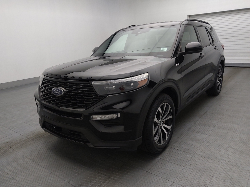 2022 Ford Explorer ST-LINE's photo