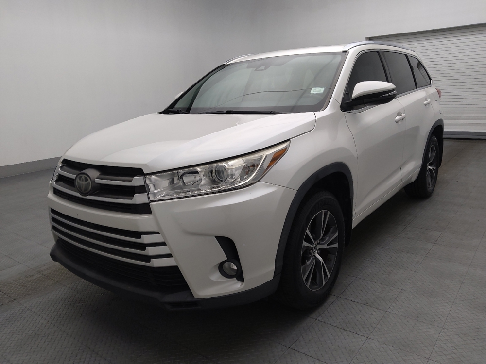 2017 Toyota Highlander XLE's photo