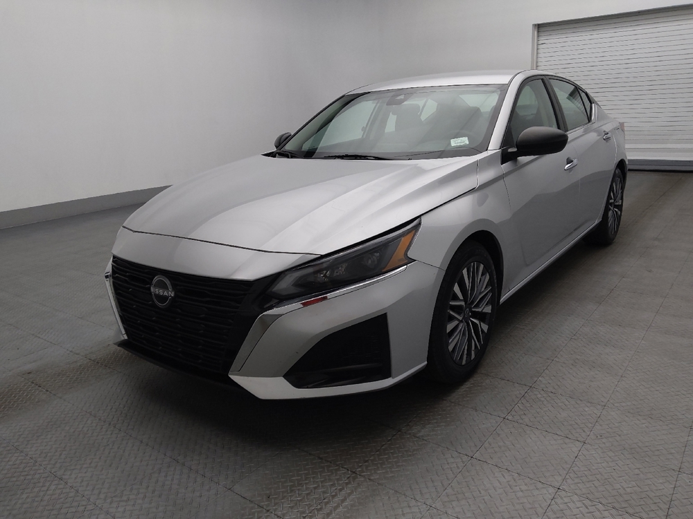 2024 Nissan Altima SV's photo