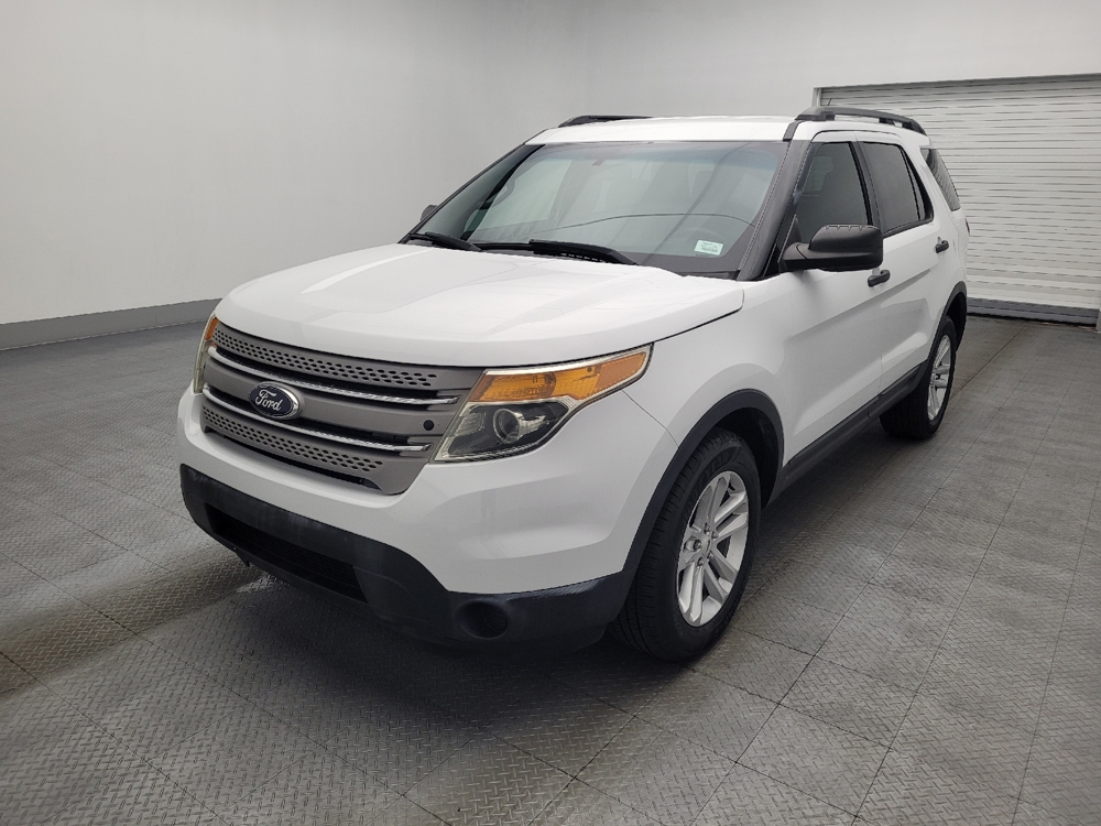 2015 Ford Explorer Base's photo