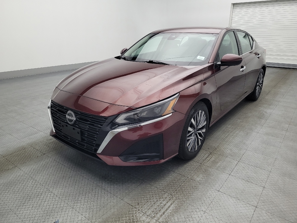 2023 Nissan Altima SV's photo