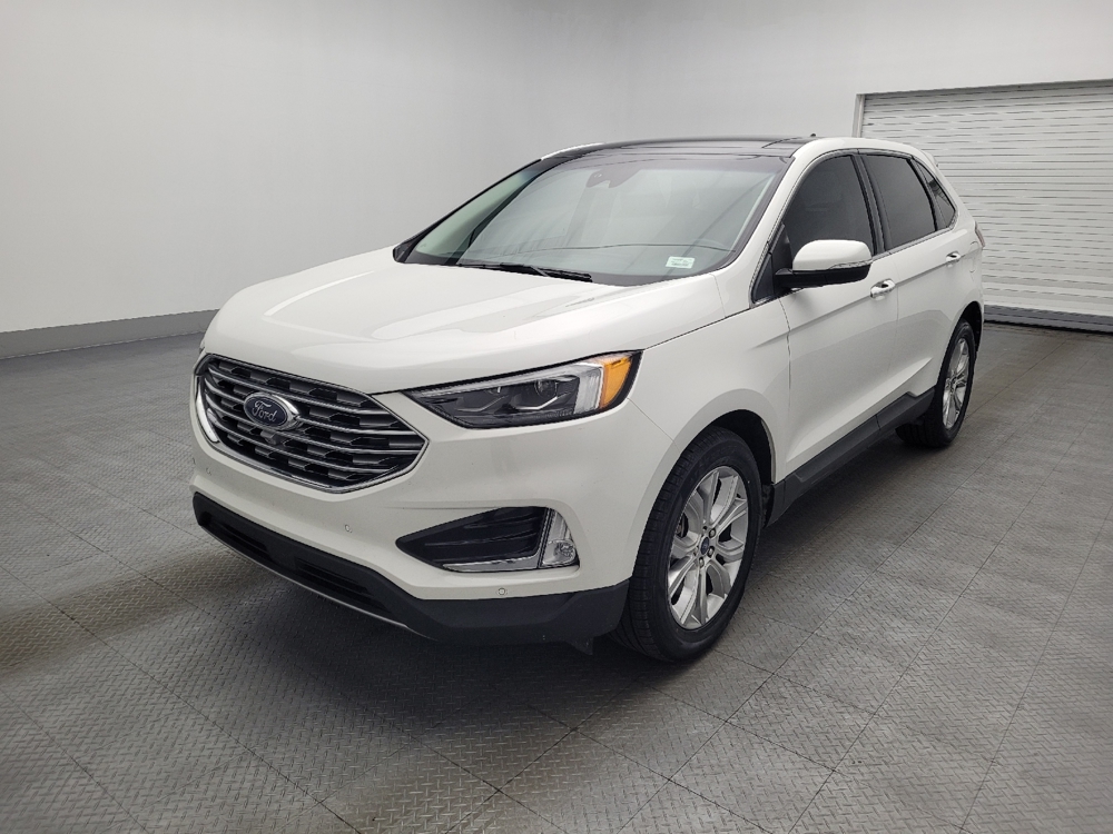 2022 Ford Edge Titanium's photo