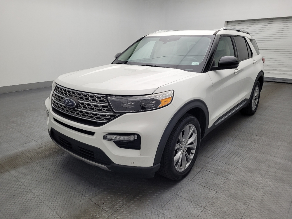 2022 Ford Explorer Limited's photo